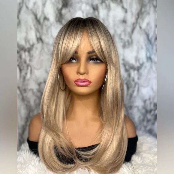 Blonde Layered hair Wig With Curtain Bangs Dark Roots Medium length - Picture 9 of 11